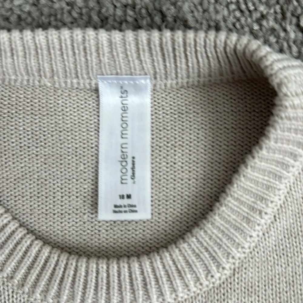 Gerber Modern Moments Neutral Cozy Matching Set size 18 months - Picture 3 of 3